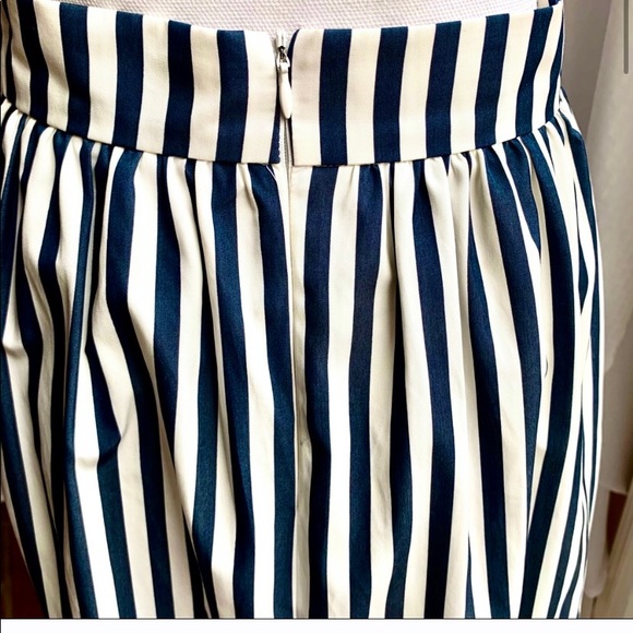 Zara Navy Blue White vertical stripes Pleated Midi - Picture 6 of 9